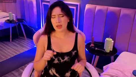 Snapshot of skyylee_ chatting on May 2026 02:13:02 PM abby online show from May 2026 02:13:02 PM