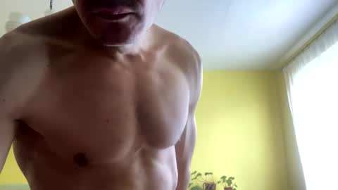 slabyhrac online show from February 2025 10:12:02 AM