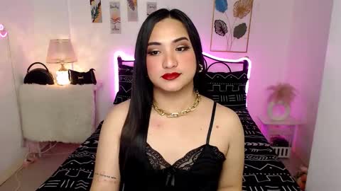Queen Cyrine online show from February 2026 02:02:02 AM