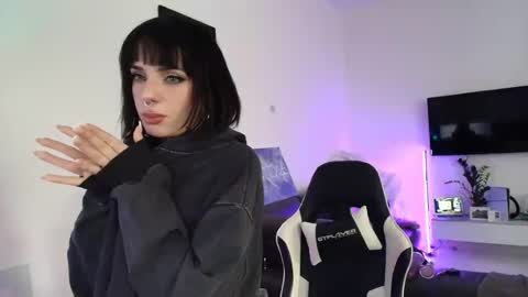 sleeperly online show from July 2026 11:06:02 AM