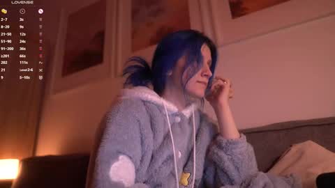 Sonya online show from September 2025 08:46:01 PM