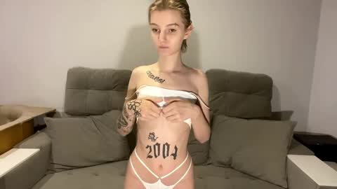 Sofia online show from May 2026 10:37:01 PM