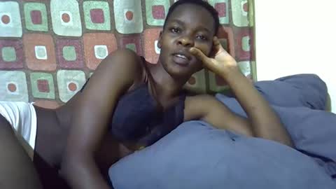 Snapshot of slender_queen chatting on February 2026 08:07:02 PM slender_queen online show from February 2026 08:07:02 PM