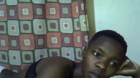 Snapshot of slender_queen chatting on February 2026 08:44:02 AM slender_queen online show from February 2026 08:44:02 AM