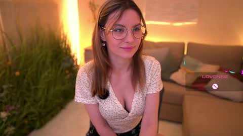 Snapshot of slickmewet chatting on May 2026 07:22:02 PM Elise 165cm 50kg online show from May 2026 07:22:02 PM