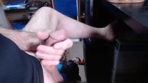 sliderguy699 online show from January 2026 10:52:01 AM