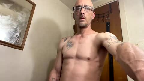 Snapshot of slim315488 chatting on April 2026 08:44:01 PM slim315488 online show from April 2026 08:44:01 PM