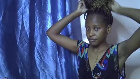 Alicia online show from November 2025 02:02:01 AM