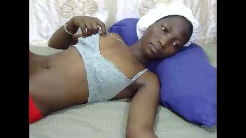 Snapshot of slim_kiteey chatting on October 2025 05:38:02 AM slim_kiteey online show from October 2025 05:38:02 AM