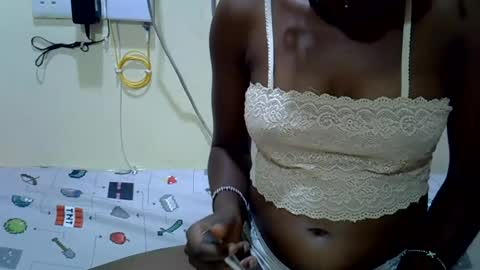 slim_kiteey online show from July 2026 07:57:01 AM