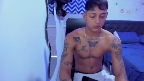 Snapshot of slim_master12 chatting on December 2024 05:44:02 PM slim_master12 online show from December 2024 05:44:02 PM