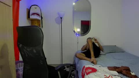 Snapshot of slim_master12 chatting on February 2025 12:38:02 AM slim_master12 online show from February 2025 12:38:02 AM