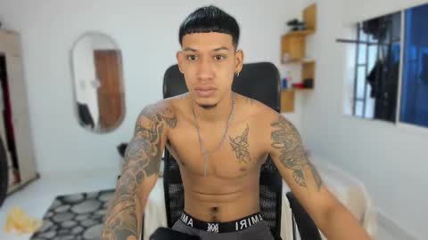 Snapshot of slim_master12 chatting on September 2025 11:32:02 AM slim_master12 online show from September 2025 11:32:02 AM