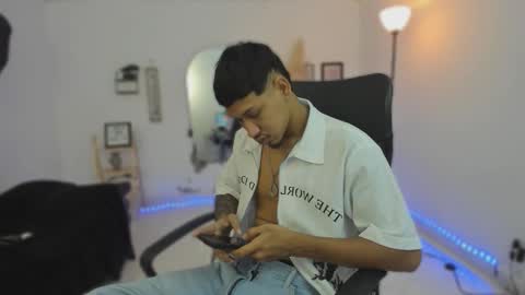 Snapshot of slim_master12 chatting on January 2026 02:59:02 AM slim_master12 online show from January 2026 02:59:02 AM