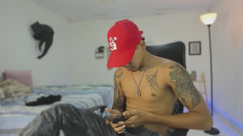 Snapshot of slim_master12 chatting on February 2026 11:53:02 PM slim_master12 online show from February 2026 11:53:02 PM