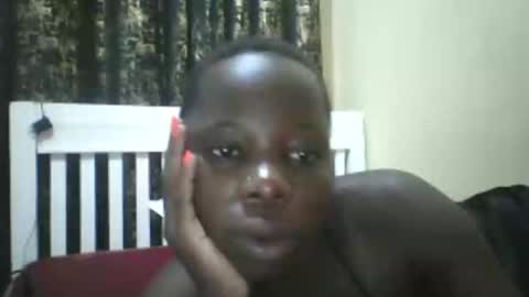 Snapshot of slim_petite_ebony chatting on February 2025 02:23:02 AM slim_petite_ebony online show from February 2025 02:23:02 AM