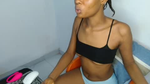 Bella online show from July 2026 08:14:01 PM