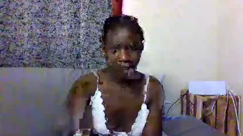 slimandthick1 online show from February 2026 12:59:02 PM