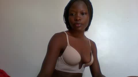 Snapshot of slimdiva chatting on September 2025 06:48:01 AM slimdiva online show from September 2025 06:48:01 AM