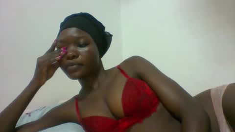 Snapshot of slimdiva chatting on January 2026 02:50:02 AM slimdiva online show from January 2026 02:50:02 AM