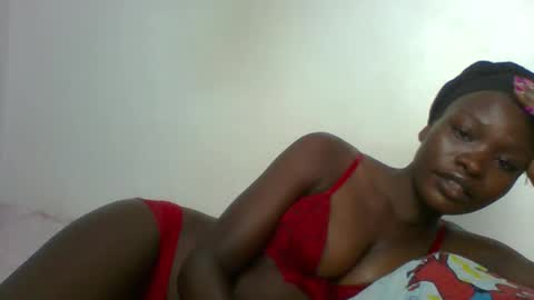 Snapshot of slimdiva chatting on January 2026 06:08:01 AM slimdiva online show from January 2026 06:08:01 AM