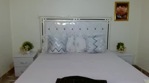 Snapshot of slimebonie chatting on October 2025 06:19:02 PM purity online show from October 2025 06:19:02 PM