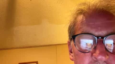 Snapshot of slimjim061560 chatting on July 2026 10:35:02 PM slimjim061560 online show from July 2026 10:35:02 PM