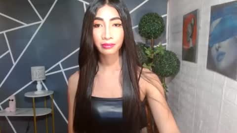 slimprettyjoira online show from April 2026 05:49:02 AM
