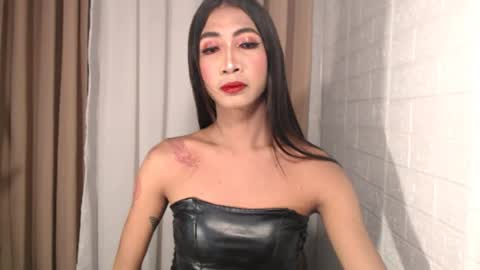 slimprettyjoira online show from June 2026 03:02:01 PM