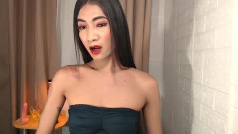 slimprettyjoira online show from July 2026 05:06:02 PM
