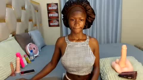 slimqueenbae online show from July 2026 07:56:02 AM
