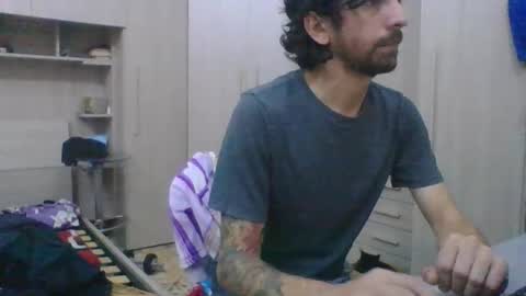 Snapshot of slimteaser089 chatting on December 2025 06:13:02 PM SlimTeaser089 online show from December 2025 06:13:02 PM