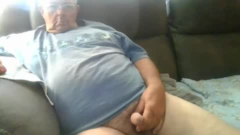 slippery_duck online show from July 2026 03:05:01 PM