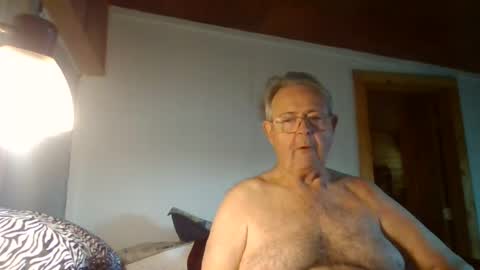 slippery_duck online show from July 2026 11:35:01 AM