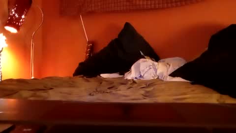 Sloanskirty online show from October 2025 07:07:01 AM