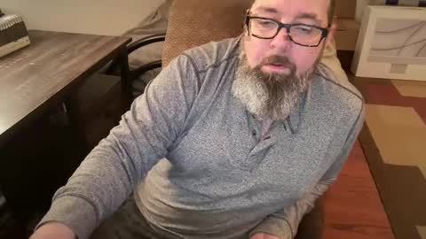 Snapshot of slut_slave_cfnm chatting on January 2025 04:33:02 AM slut online show from January 2025 04:33:02 AM