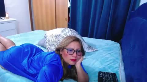 Snapshot of slutdirty1xxx chatting on May 2026 03:34:02 AM Slutdirtyxxx online show from May 2026 03:34:02 AM