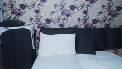 slutihmami online show from December 2024 05:49:02 AM