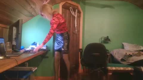 Snapshot of slutjennifertransxx chatting on October 2025 02:56:01 AM slutjennifertransxx online show from October 2025 02:56:01 AM