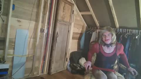 Snapshot of slutjennifertransxx chatting on February 2026 04:19:02 AM slutjennifertransxx online show from February 2026 04:19:02 AM