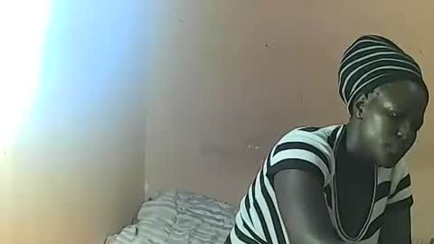 Snapshot of slutmeoutbb chatting on February 2025 10:37:02 AM slutmeoutbb online show from February 2025 10:37:02 AM