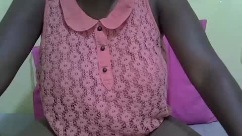 Snapshot of slutmeoutbb chatting on March 2025 05:24:02 PM slutmeoutbb online show from March 2025 05:24:02 PM