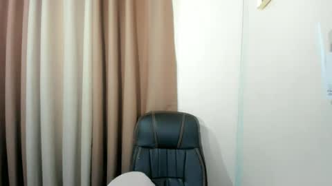 SHANIN online show from June 2026 01:17:02 AM