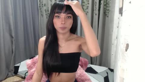 Snapshot of sluttychie chatting on January 2025 12:13:02 AM CHIE CHIE online show from January 2025 12:13:02 AM