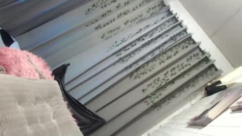 Snapshot of sluttychie chatting on January 2025 08:21:01 PM CHIE CHIE online show from January 2025 08:21:01 PM