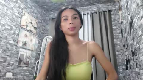 Snapshot of sluttychie chatting on October 2025 03:57:02 PM CHIE CHIE online show from October 2025 03:57:02 PM