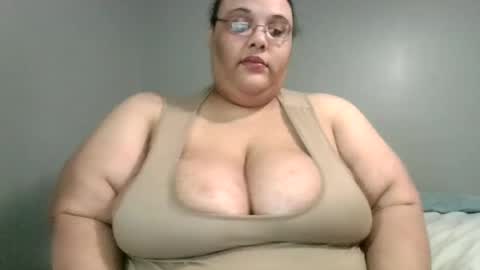 Snapshot of sluttyjess31 chatting on June 2026 11:25:01 PM Jessica online show from June 2026 11:25:01 PM