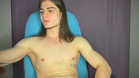 Gus online show from January 2025 07:43:01 PM