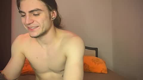 Gus online show from March 2025 04:49:01 PM