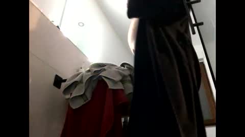 Snapshot of sm_bernd chatting on February 2026 11:35:01 PM Bernd online show from February 2026 11:35:01 PM